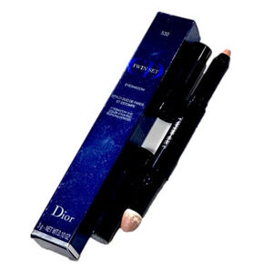 Dior twin set eyeshadow-530 beige ruban